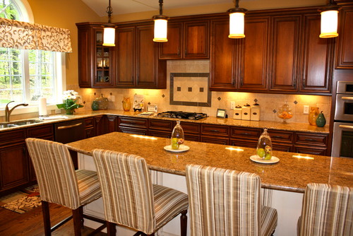 Giallo Veneziano Granite Kitchen Countertop Design Ideas